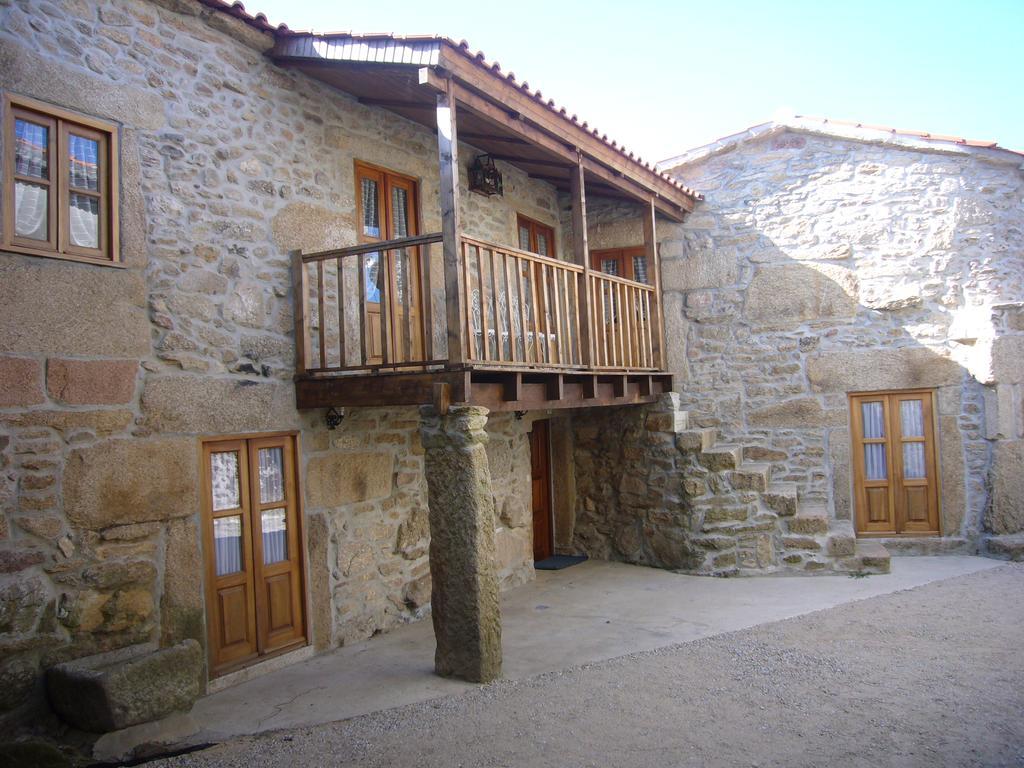 Hostal Casa Do Monge Leomil Exterior foto
